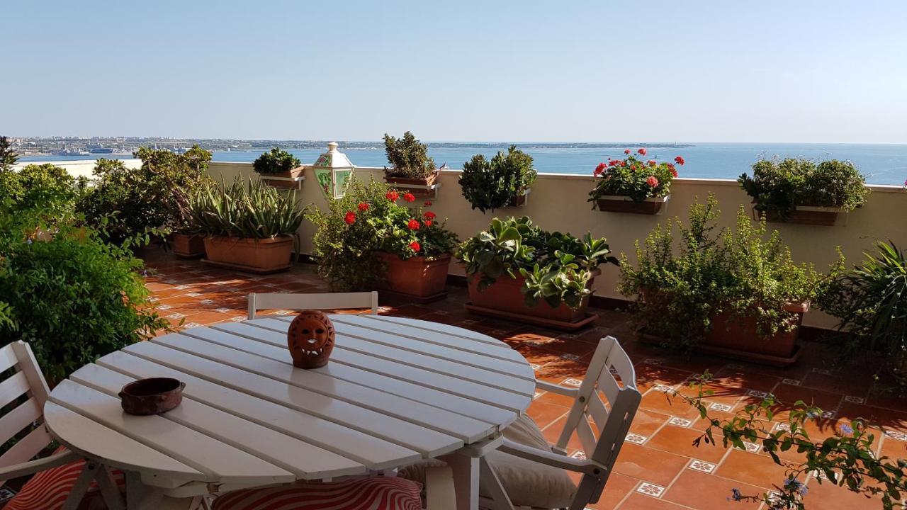 Amanda'S Panorama Apartman Taranto Kültér fotó