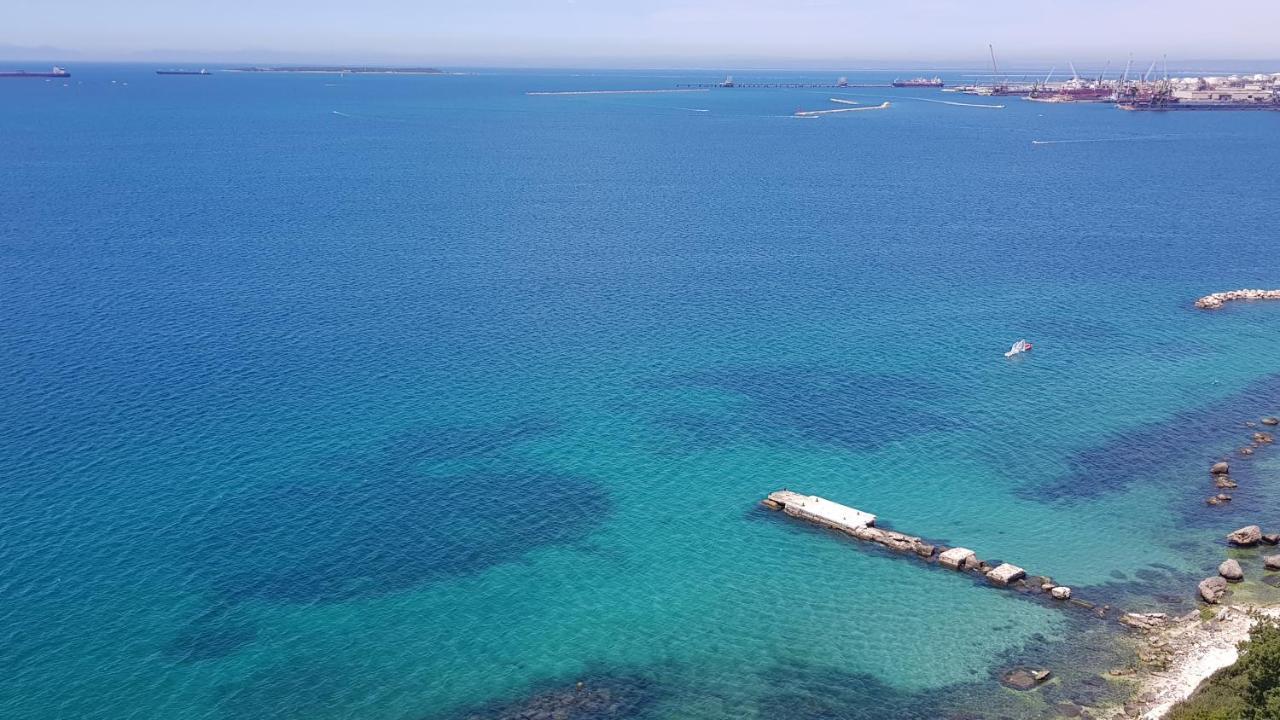 Amanda'S Panorama Apartman Taranto Kültér fotó